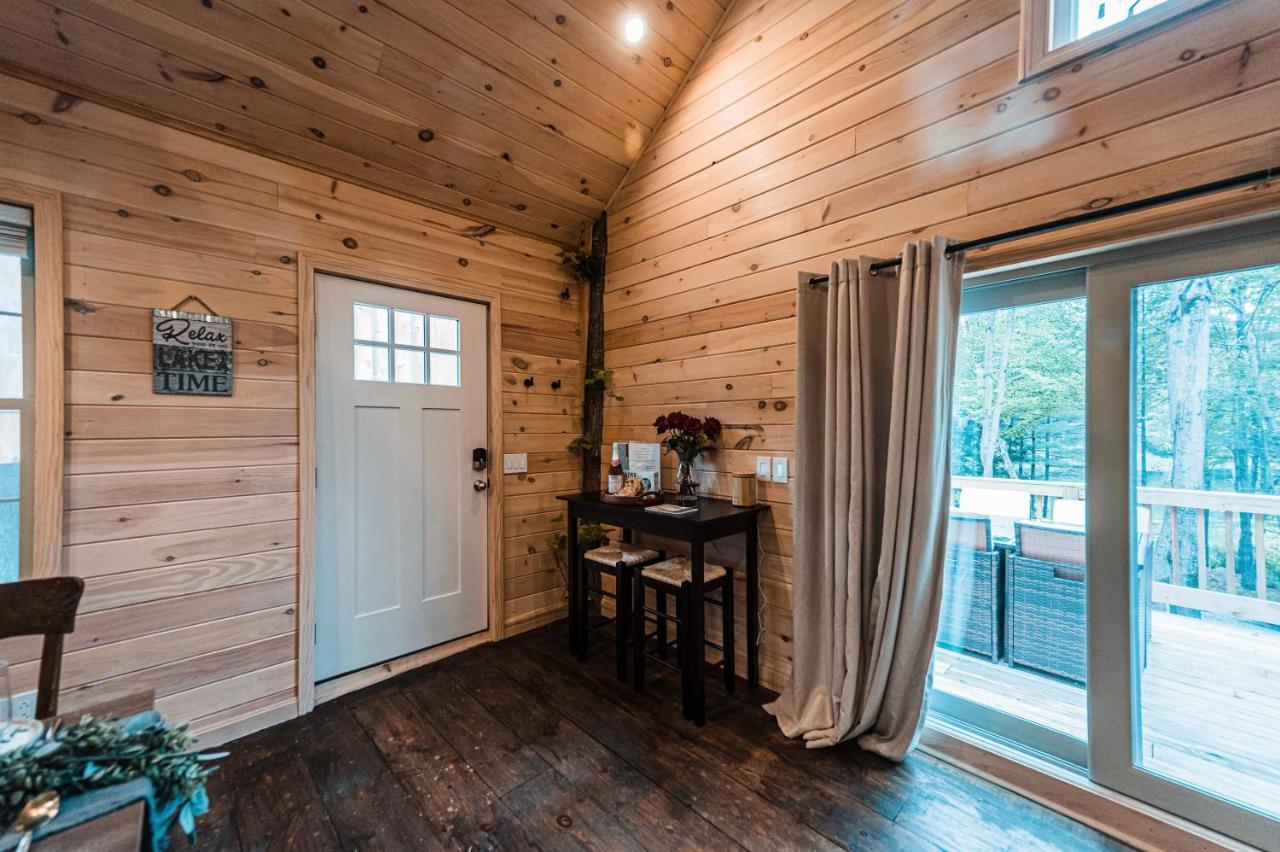 Moonlight Treehouse At Belgrade Hospitality Villa Dış mekan fotoğraf
